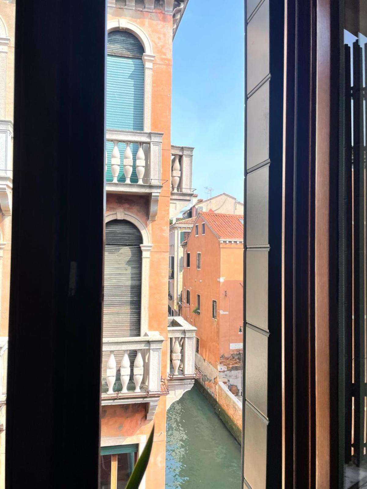 Ca' San Marcuola 2 Affittacamere Venezia
